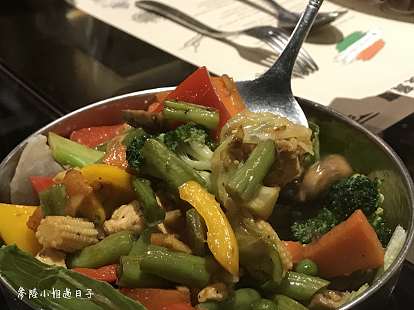 淇里思CHILLIES印度料理餐廳_香料炒蔬菜