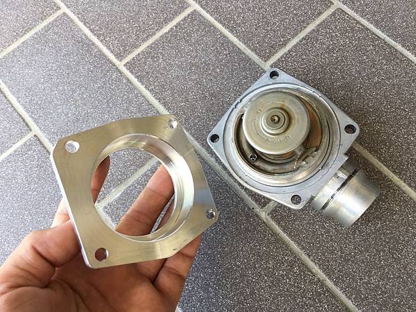 07 半組裝的機械式節溫器.jpg 07 半組裝的機械式節溫器.jpg