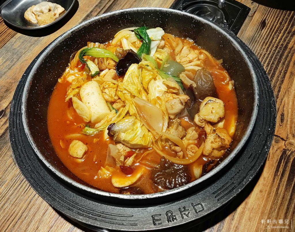 甩鍋雞 볶찜 韓式炒雞 吃到飽 西門 軒軒去哪兒 40