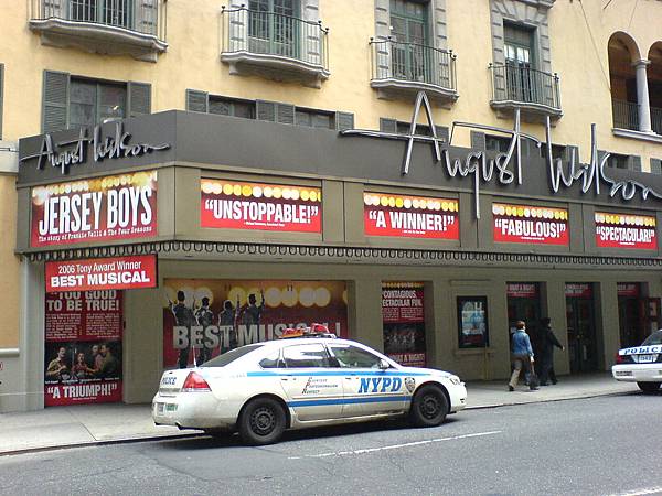 JERSEY BOYS 52th St,7th~8th Ave..JPG