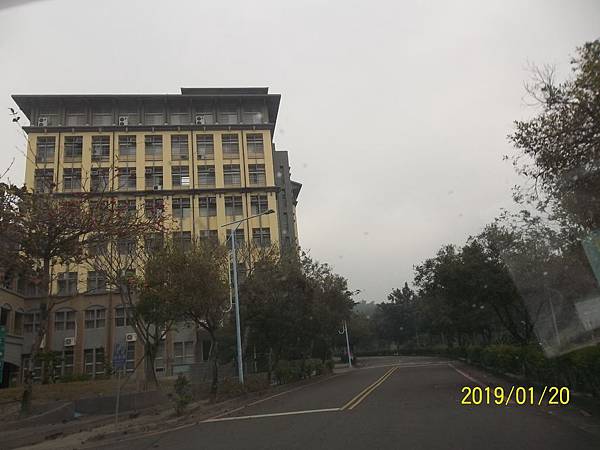 100_3305.JPG 100_3305.JPG