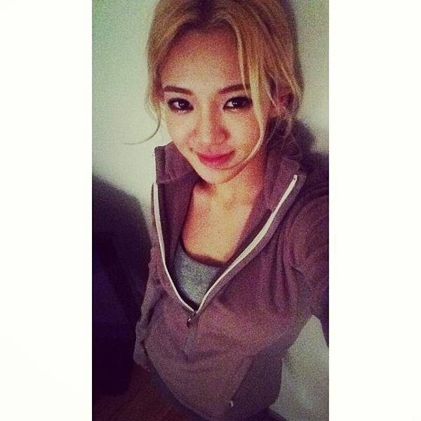 140128 SNSD Hyoyeon - Instagram 更新留言