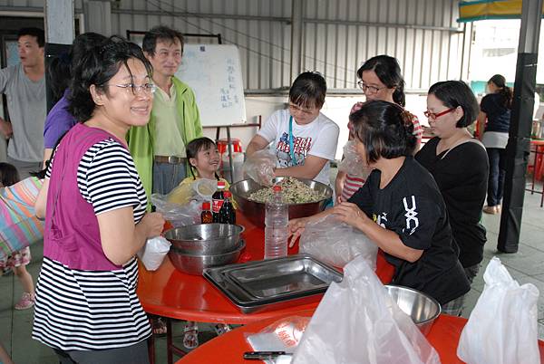 102-10-6 讀經班包水餃大賽