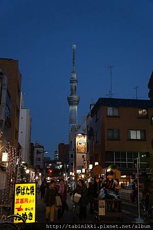 skytree from 淺草