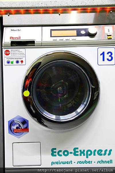 10/20 Eco Express Laundry