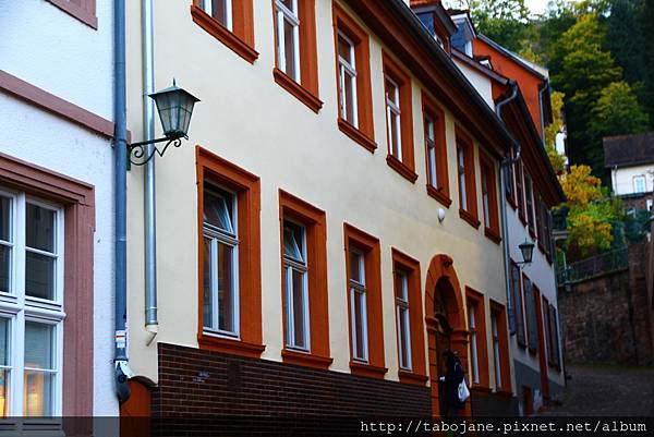 10/22 Lotte-The Backpackers