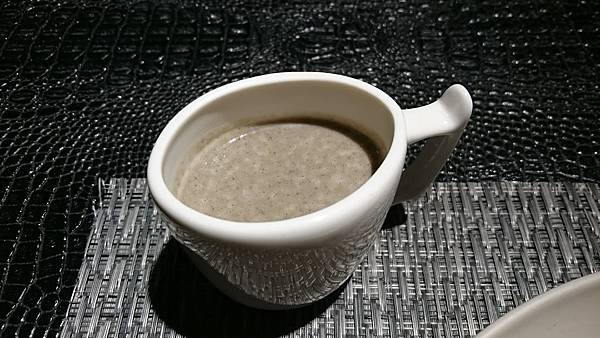 茉黑豆