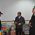 20110120-洪成發鄉長慰疾難民眾 