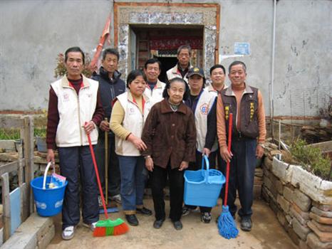 20110124-烈嶼榮欣志工隊關懷獨居老榮民 