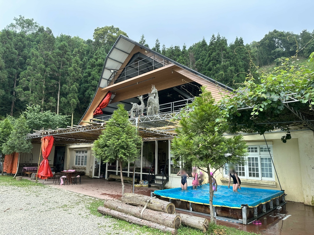 IMG_3033.jpg IMG_3033.jpg