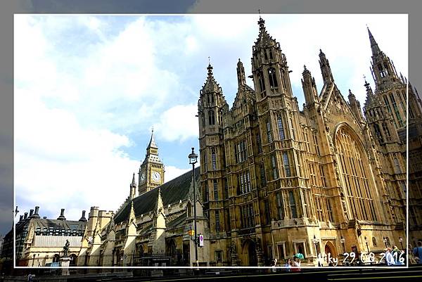 倫敦 西敏寺、大笨鐘、倫敦塔橋誰說女生不能獨自旅行 倫敦 西敏寺、大笨鐘、倫敦塔橋誰說女生不能獨自旅行