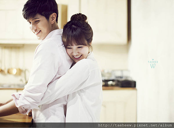 白襯衫.png 白襯衫.png