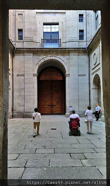 西荷大旅行4: El Escorial埃斯科里亞爾修道院