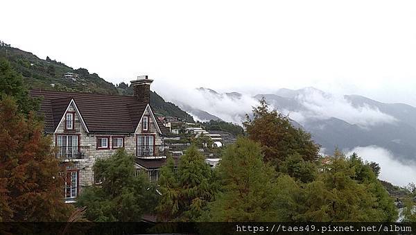 不開車也好玩:暢遊清境+日月潭(一)松崗 博望新村 全家清境