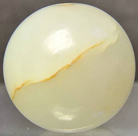 0001-01 和闐水料優質白玉珠 約 2.74 x 2.83 cm