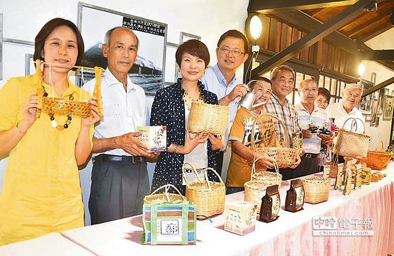 為大新營地區打造的田園文化生活圈將行銷各社區特色物產。 為大新營地區打造的田園文化生活圈將行銷各社區特色物產。