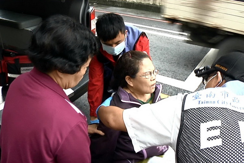 5-24-4.jpg 5-24-4.jpg