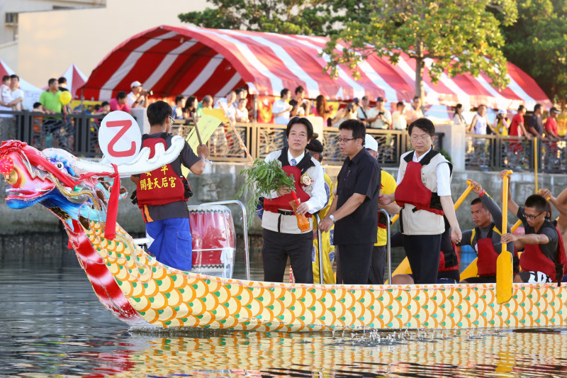 6-15-2.jpg 6-15-2.jpg