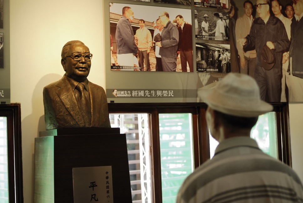 7-15-2.jpg 7-15-2.jpg