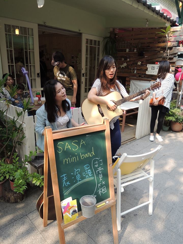 10-2-8.jpg 10-2-8.jpg