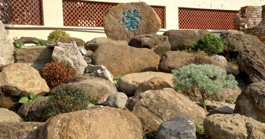 10-14-1.jpg 10-14-1.jpg