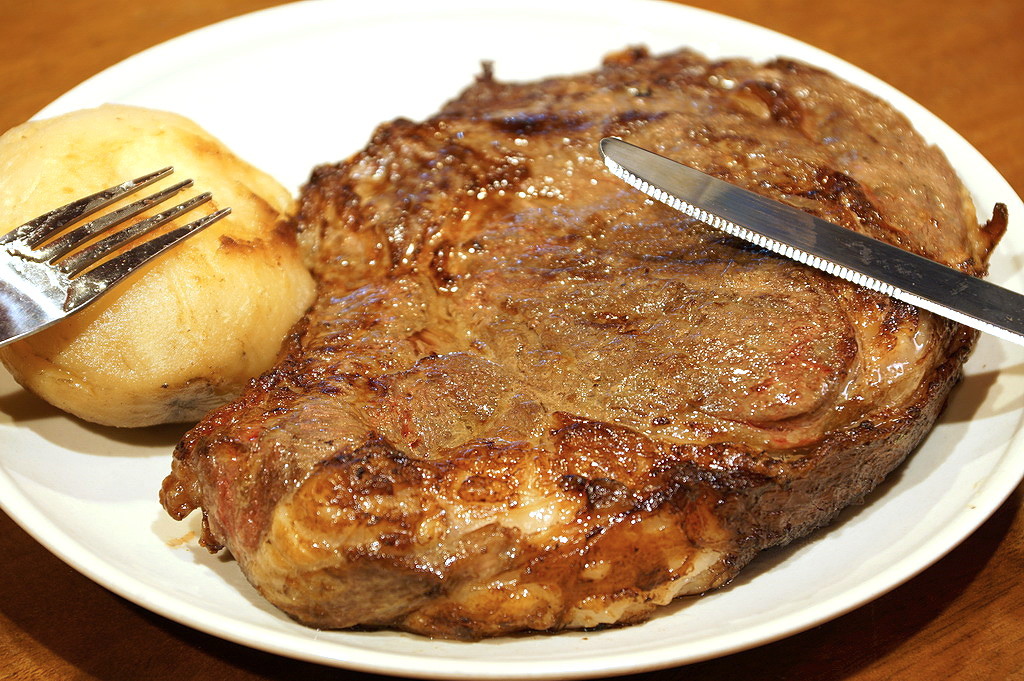 【隱藏版】U.S. Prime 5公分厚切帶骨肋眼牛排一份,約22oz,可供四人分食,市價約2500 【隱藏版】U.S. Prime 5公分厚切帶骨肋眼牛排一份,約22oz,可供四人分食,市價約2500