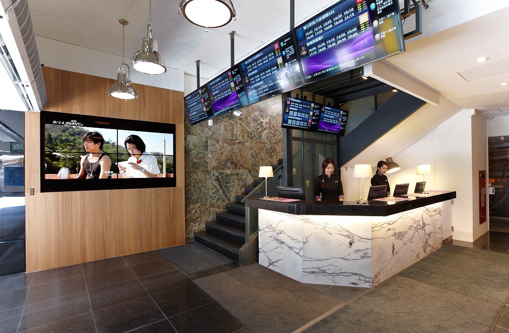 12-9-3.jpg 12-9-3.jpg