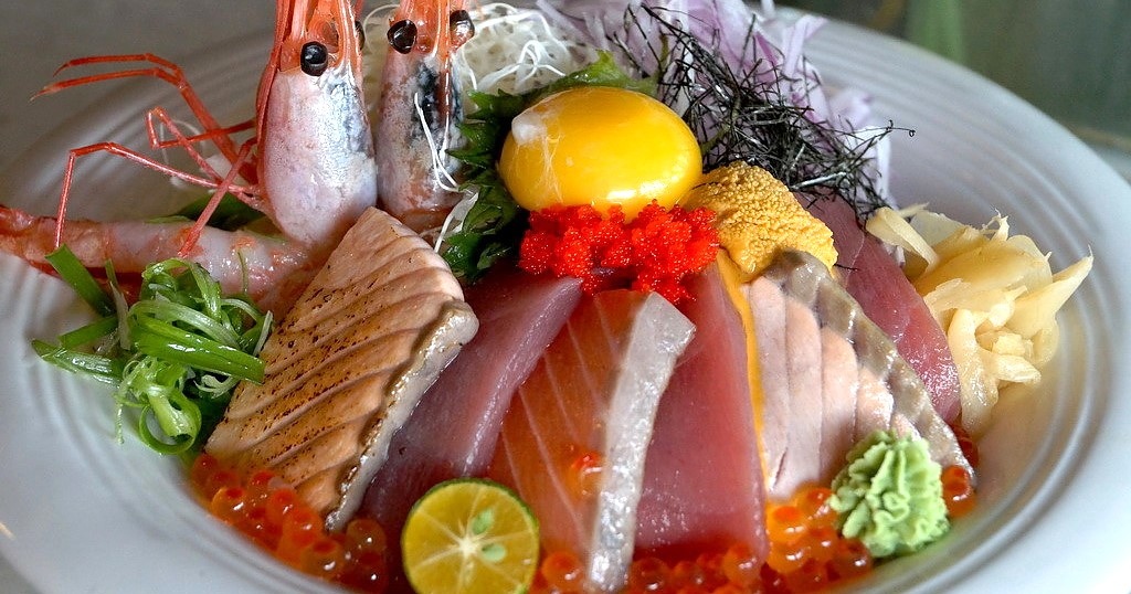 漁夫生魚丼飯 漁夫生魚丼飯