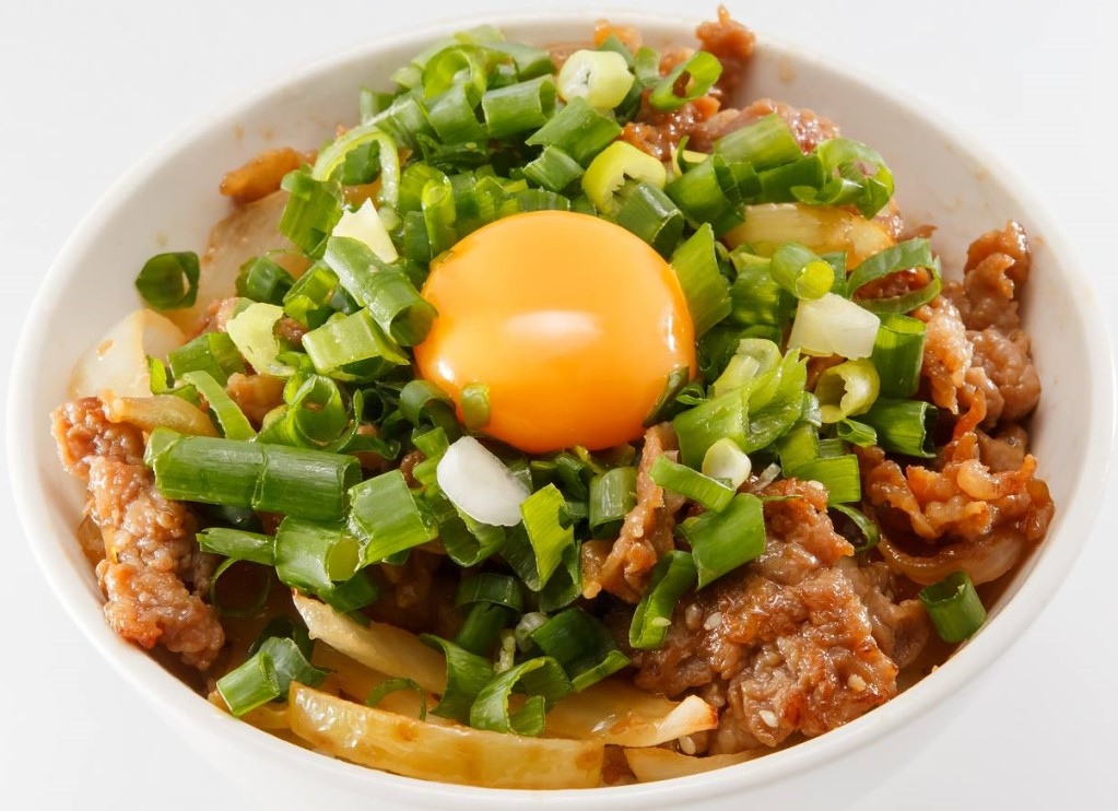 月見青蔥燒肉丼 月見青蔥燒肉丼