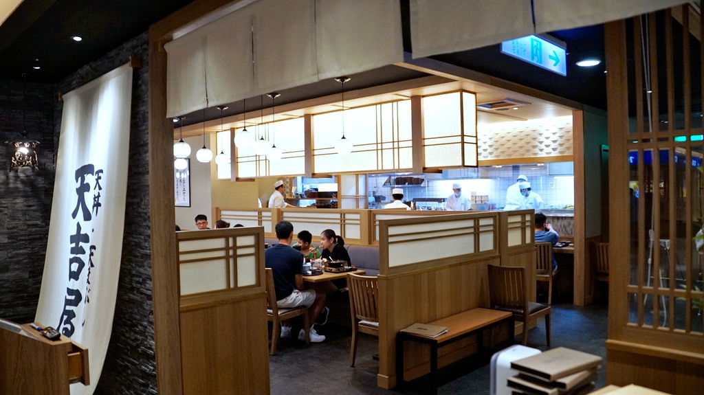 02.JPG 02.JPG