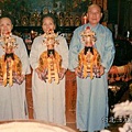 開基祖(高陳緞女士,鄧菊女,王師伯).jpg