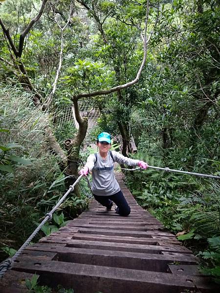 108.05.22獅仔頭山_190812_0002