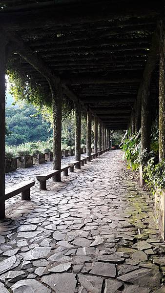 (112北投區)草山水道 藍寶石泉 大屯瀑布 日治水管橋