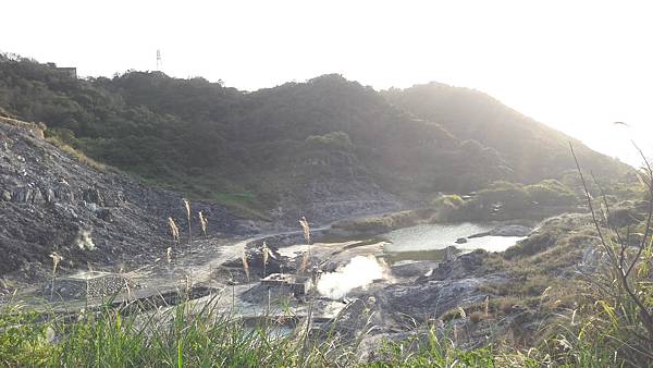 (112北投區)紫明溪步道、蒸氣氤氳的硫磺谷