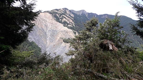 南二段~探索中央山脈最美的風景 一段歷史與人文的奇幻旅程 感