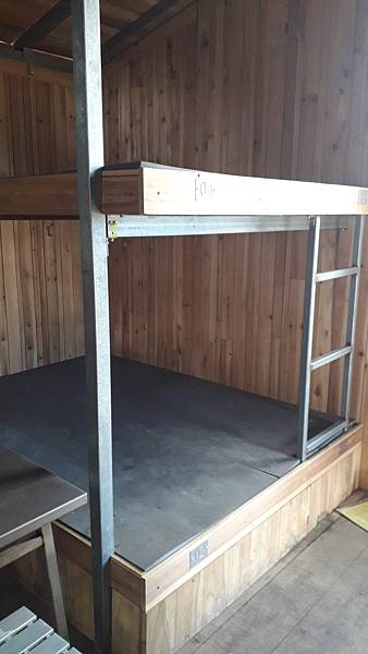 奇萊東稜~泳渡箭竹林的四大障礙之一 挑戰意志力~錦毛鼠 百岳 奇萊東稜~泳渡箭竹林的四大障礙之一 挑戰意志力~錦毛鼠 百岳