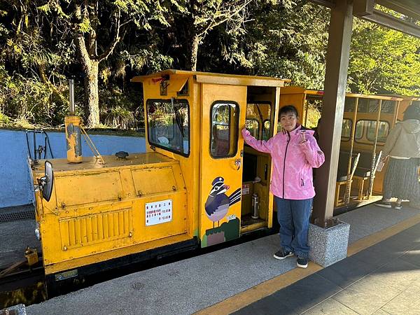 LINE_ALBUM_113.2.22太平山蹦蹦車、茂興步道、俱樂部、中間、長埤湖精靈村、宜農牧場_2402256.jpg LINE_ALBUM_113.2.22太平山蹦蹦車、茂興步道、俱樂部、中間、長埤湖精靈村、宜農牧場_2402256.jpg