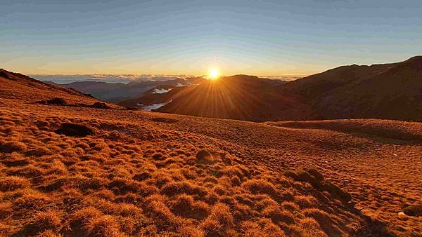 南三段 笑中帶淚的野蠻遊戲10日行~錦毛鼠 百岳行
