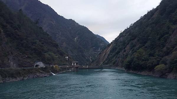 【裝備測試🎒】中橫行不行？ 探索失落的台8線🍐梨山1.5日遊