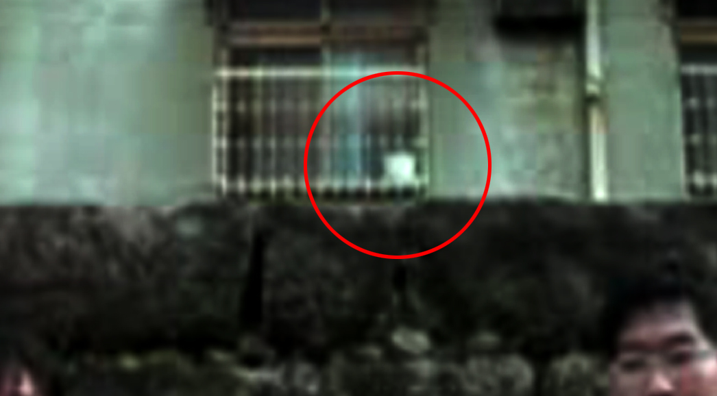mvghost.jpg mvghost.jpg