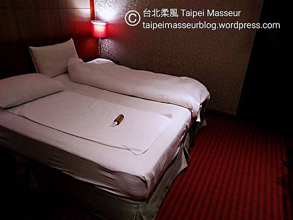 台北市首選 大安區 昇美精旅 昇美精品旅店 Hotel Bchic 台北柔風 Taipei Masseur 男油壓師 男按摩師 油壓 按摩 體療 譚崔按摩 仕女按摩 私密按摩 Oil Massage Tantra Yoni Sensual Massage SPA 50.jpg