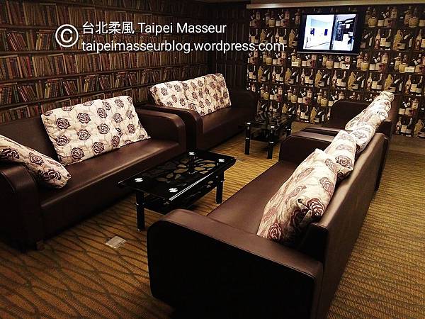 富裕自由商旅 忠孝館 RF Hotel Zhongxiao 台北柔風 Taipei Masseur 男油壓師 男按摩師 油壓 按摩 體療 譚崔按摩 仕女按摩 私密按摩 Oil Massage Tantra Yoni Sensual Massage SPA 09.jpg