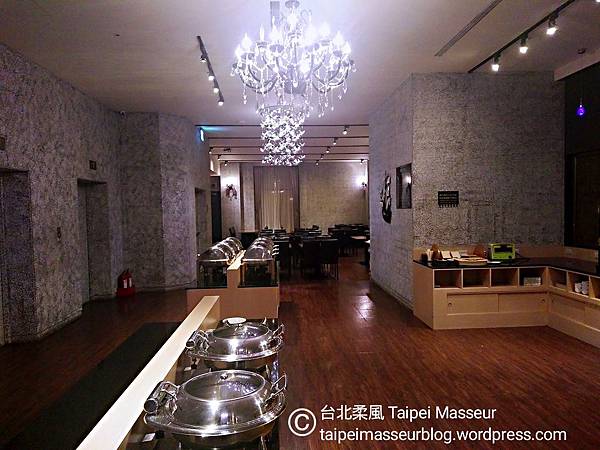 台北門精品旅店 台北車站 Hotel M 漢口街 重慶南路 台北柔風 Taipei Masseur 男油壓師 男按摩師 油壓 按摩 體療 譚崔按摩 私密按摩 Oil Massage Tantra Yoni Sensual Massage SPA 仕女按摩 16.jpg