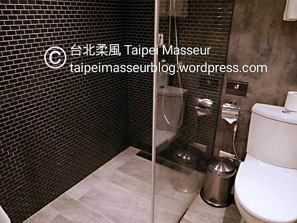 中山區 錦棧 旅 Gold Inn 台北柔風 Taipei Masseur 油壓SPA按摩工作室 Oil Massage and Tantra Yoni Sensual Massage Workshop 女仕及夫妻情侶專屬 譚崔按摩 情慾按摩 47.jpg