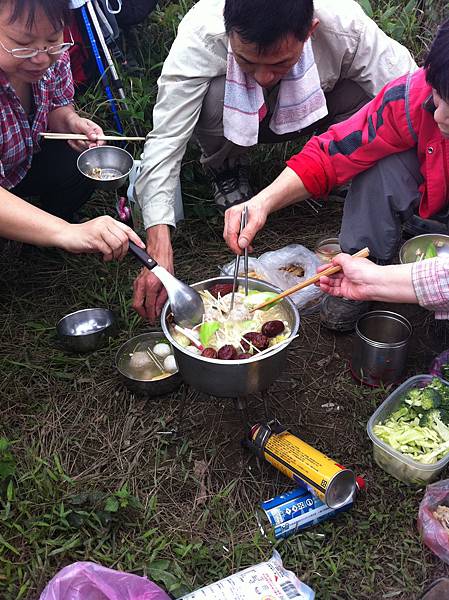 內坪山午餐.jpg