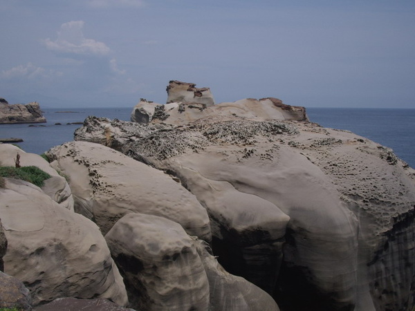 奇岩海平線