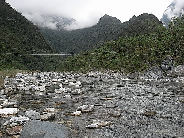 青山美溪