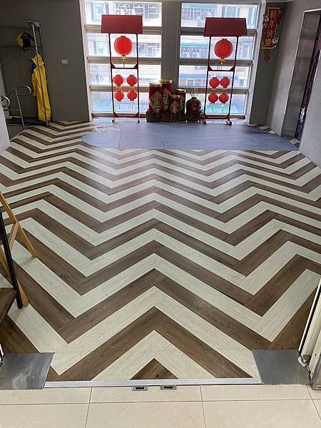 塑膠地磚系列｜以木之韻，築生活之美