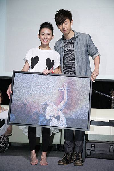 方炯鑌在戴佩妮live concert記者會上笑稱喜歡一哥