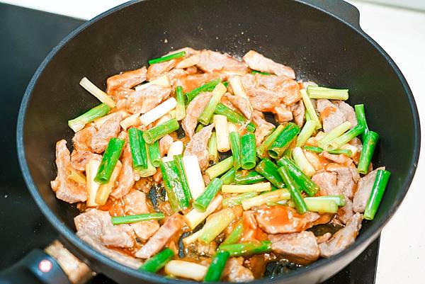 17家常料理食譜 台塑頂級甘醇蘑菇醬 全素甘醇蘑菇醬 成為料理好幫手14.jpg 17家常料理食譜 台塑頂級甘醇蘑菇醬 全素甘醇蘑菇醬 成為料理好幫手14.jpg